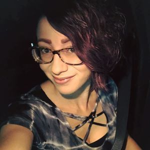 Meet your Posher, Annette